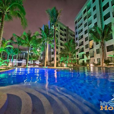 Arcadia Beach Resort Pattaya Bagian luar foto