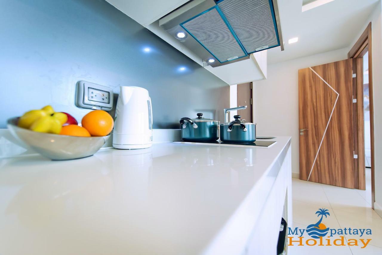 Arcadia Beach Resort Pattaya Bagian luar foto