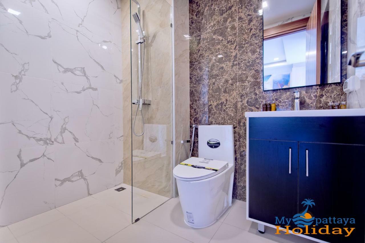 Arcadia Beach Resort Pattaya Bagian luar foto