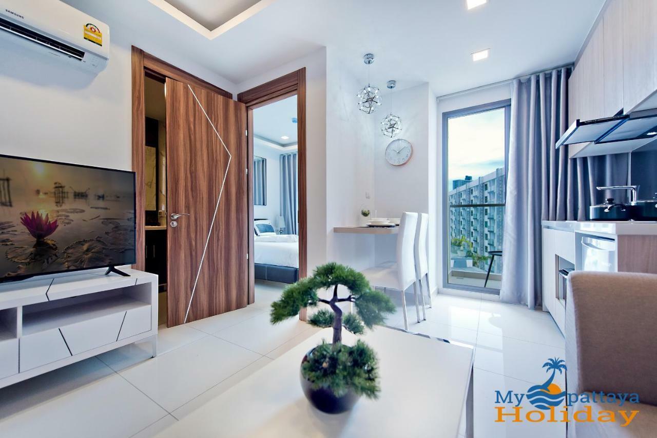 Arcadia Beach Resort Pattaya Bagian luar foto