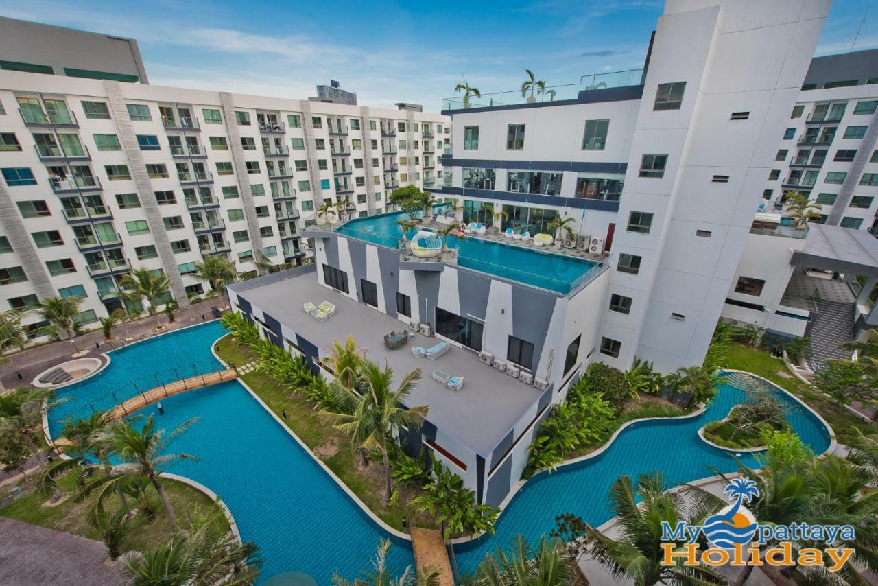 Arcadia Beach Resort Pattaya Bagian luar foto